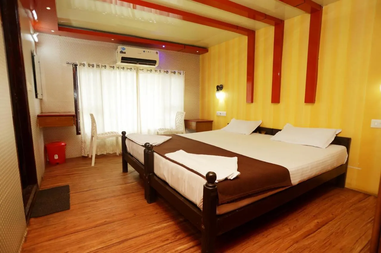 **** Botel Harmony Houseboats Hotel Alappuzha India